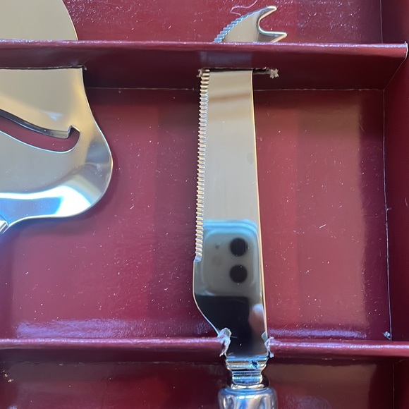 ARTHUR COURT Cheese Servers (2) Grape Pattern New in Box - Picture 5 of 8